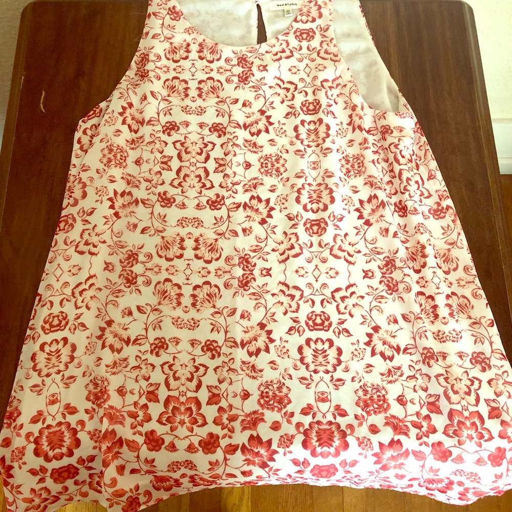 Brand new without tags floral tank
